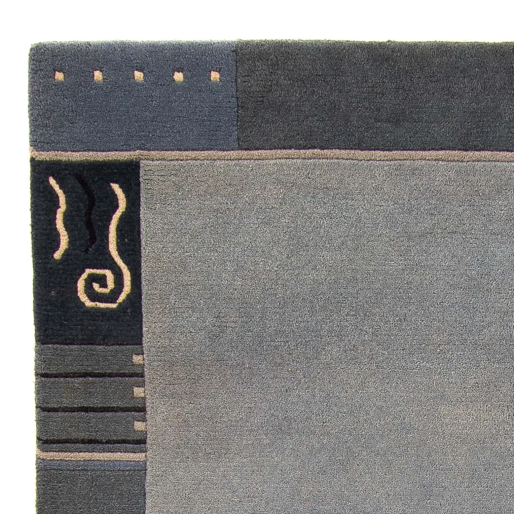 Nepal Teppich 240 x 170 cm - hellblau