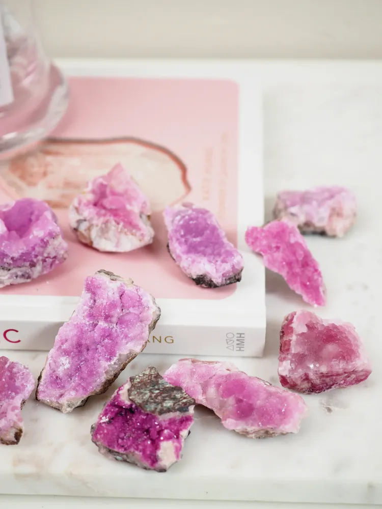 Pink Cobalto Calcite Specimen ca. xx cm - aus Marokko