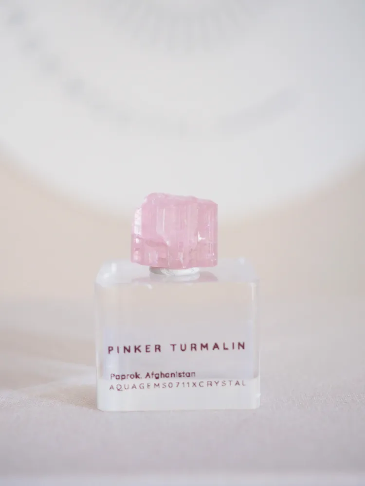 Pinker Turmalin - aus Paprok Afghanistan