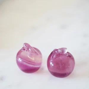 Regenbogen Fluorit Apfel Gravur . Mini Carving ca. 1.5 cm - aus China