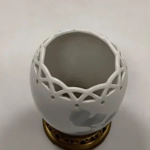 Royal Copenhagen Art Nouveua Vase med Motiv af Sølvsmed samt Bronze Stand No 974 / 225