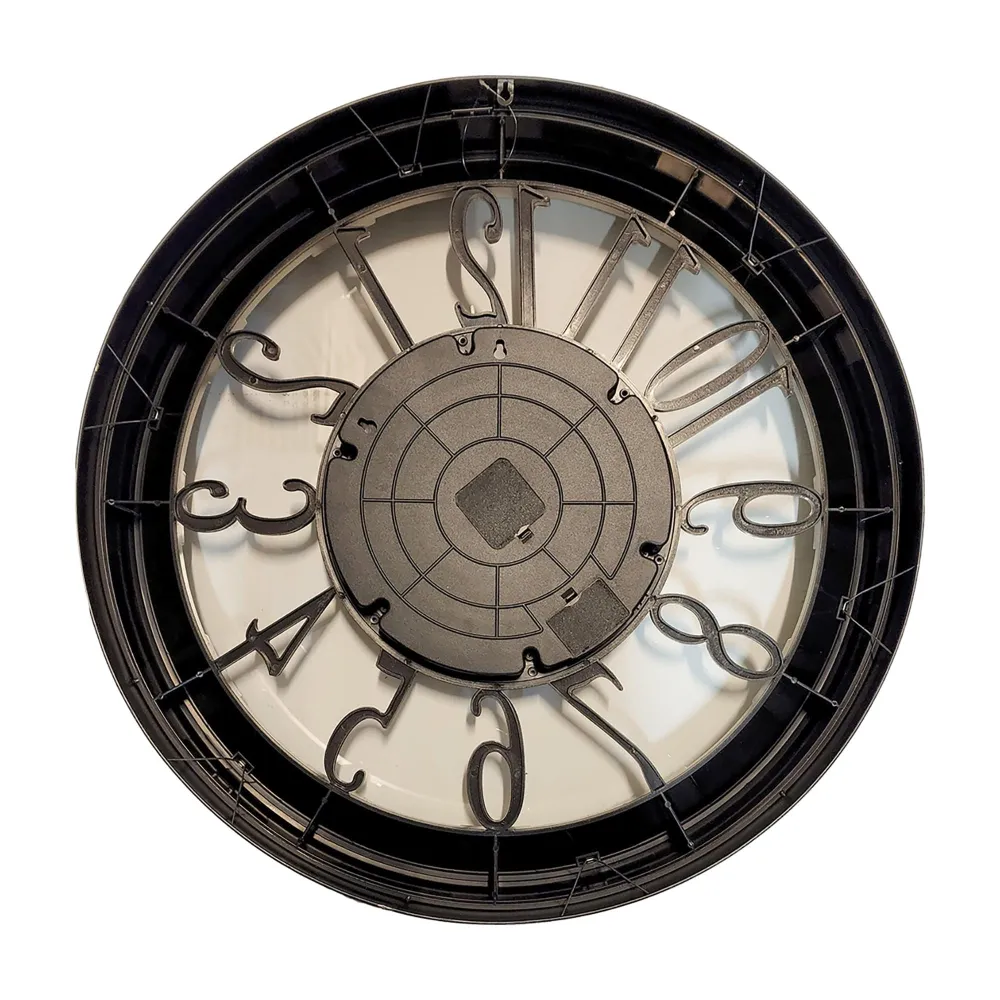 Runde industrielle Wanduhr mit beweglichen Zahnrädern von Montreau