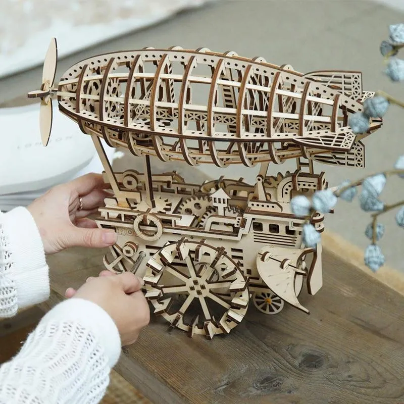 Steampunk decoration - Zeppelin DIY