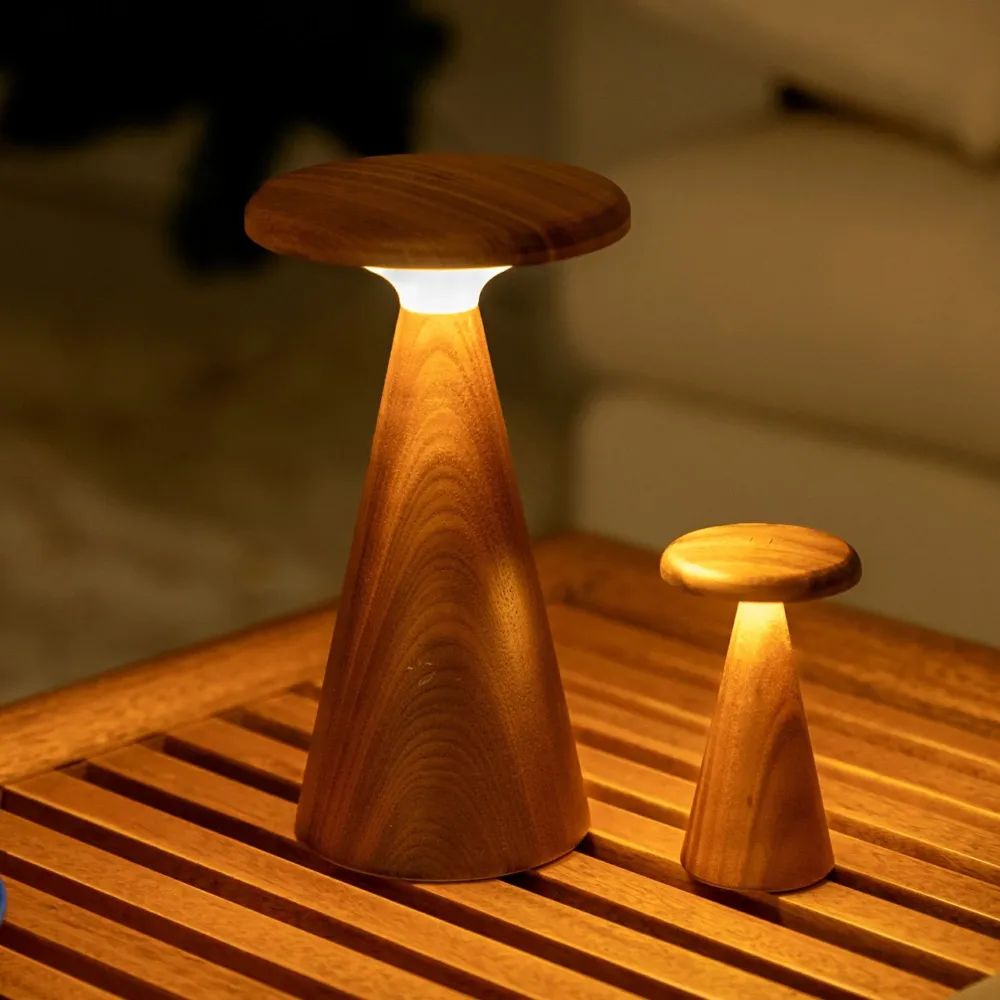 Sylva Tischleuchte - Mini "Walnut" • Gingko