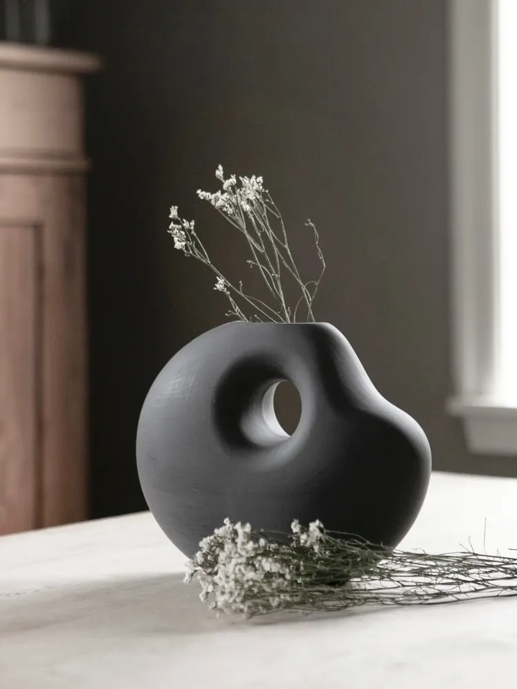 Vase „Lunden“ dunkelgrau – handgefertigte Keramikvase im Retro-Design (H19 cm) | Storefactory