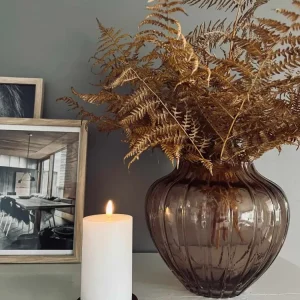 Vase ROMA aus geriffeltem Glas