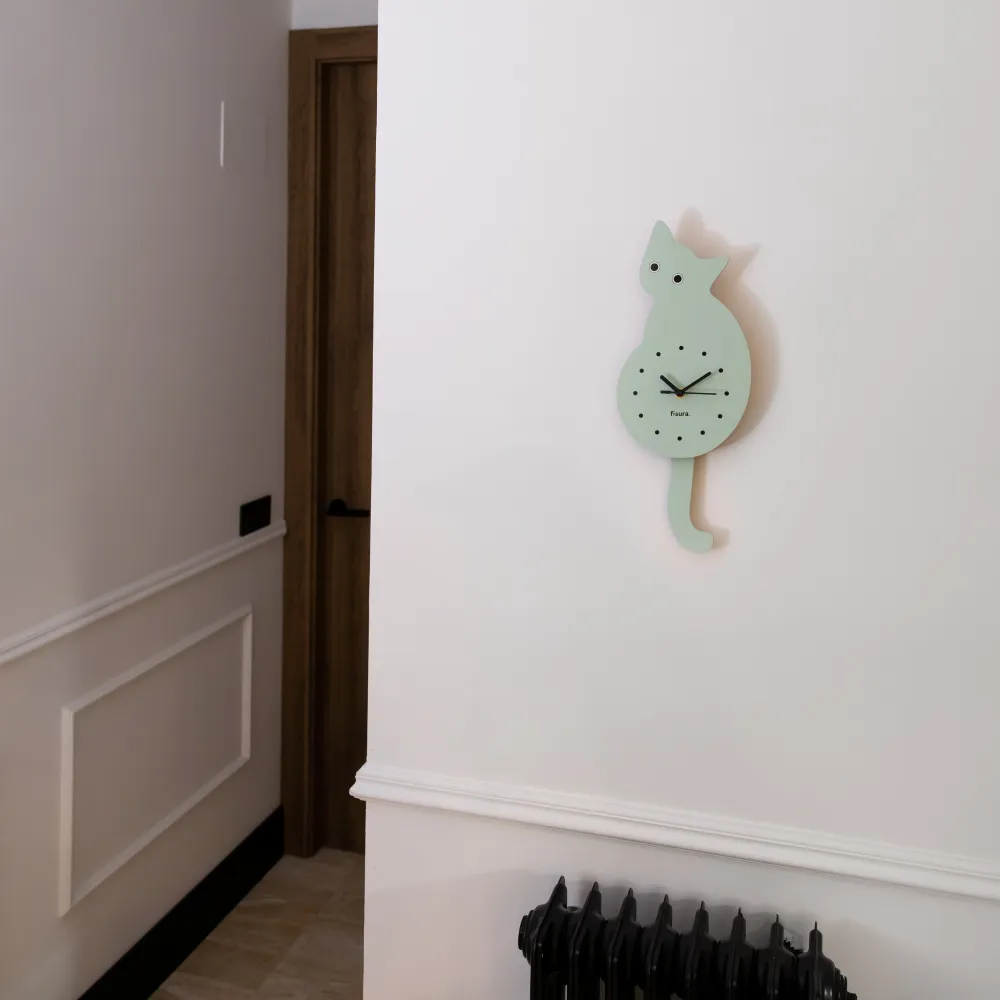 Wanduhr Katze mintgrün