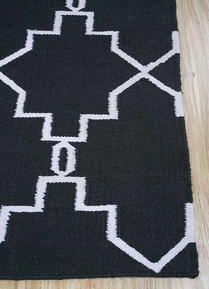Wollteppich - 375 x 270 cm - schwarz-weiß