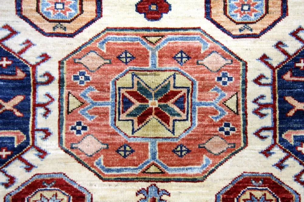 Ziegler Teppich - Kazak 202 x 193 cm - beige
