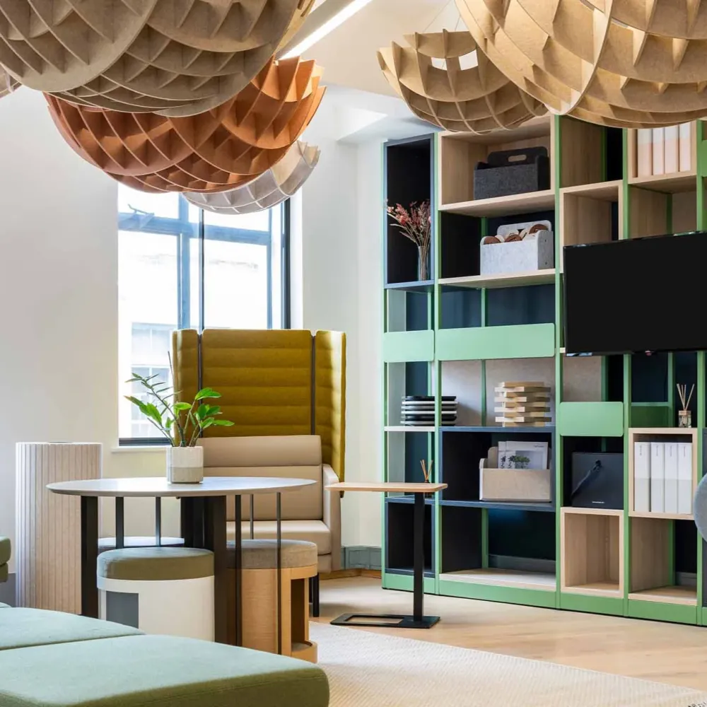 Beistelltisch aus Holz und Metall ǀ MOBI