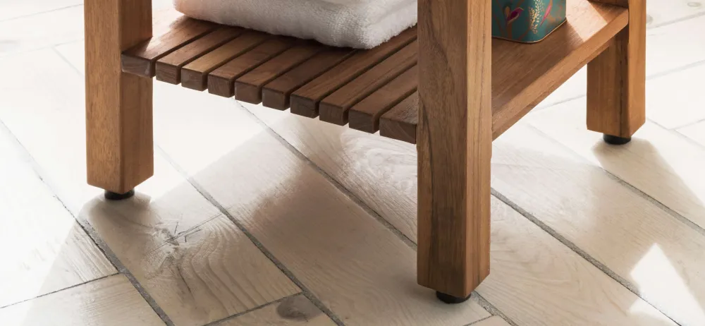 Beistelltisch aus Teak SPA & LIVING (geriffelt)