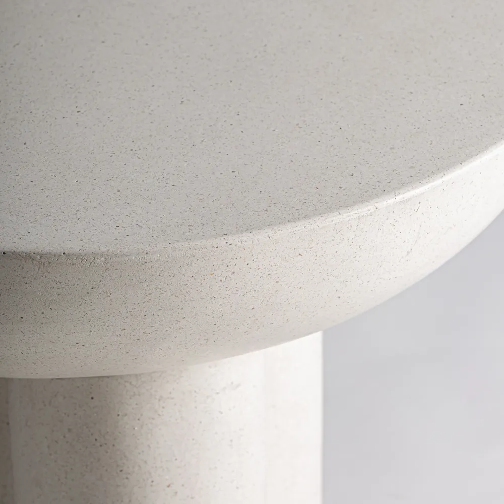 Beistelltisch BROICH cremefarbenes Terrazzo