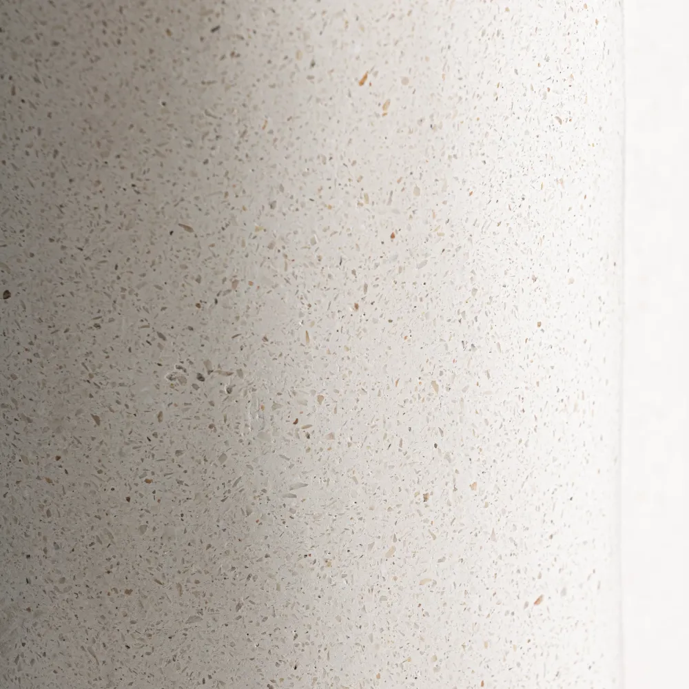 Beistelltisch BROICH cremefarbenes Terrazzo