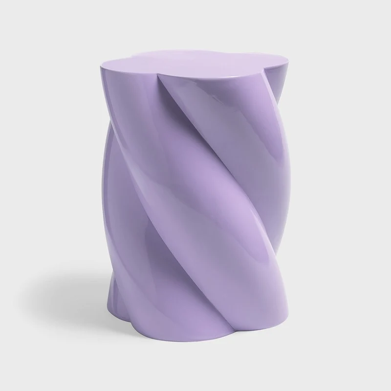 Beistelltisch "Pillar Marshmallow Lilac" von &Klevering | Elegante Akzentmöbel im modernen Design