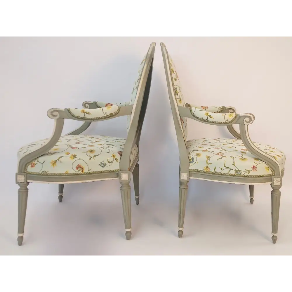 Ein Paar Louis XVI Sessel um 1780