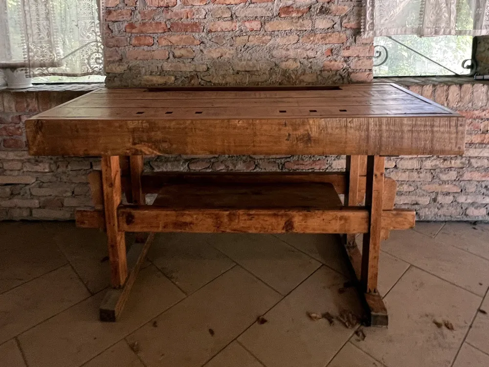 Hoher Konsolentisch für Möbel im rustikalen / ländlichen Bauernstil aus Massivholz, 4 Schubladen und offenes Regal, Modell...
