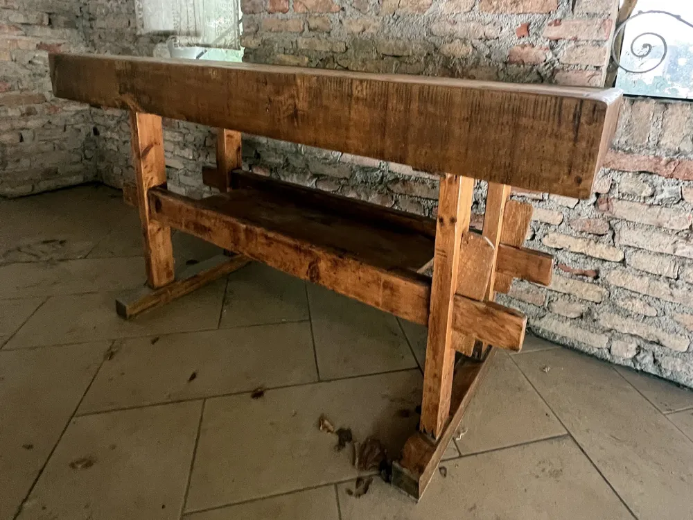 Hoher Konsolentisch für Möbel im rustikalen / ländlichen Bauernstil aus Massivholz, 4 Schubladen und offenes Regal, Modell...