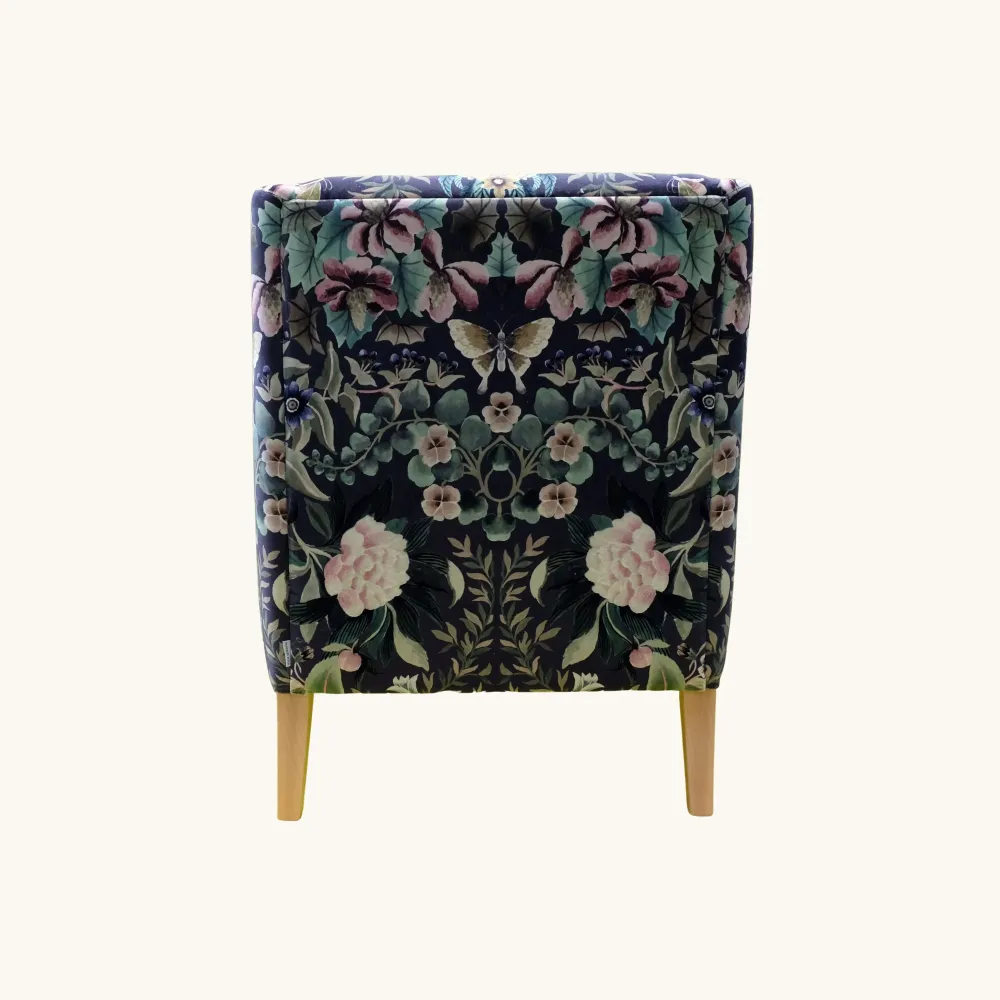Kleiner, bequemer und gutaussehender Sessel »Milan« von Designers Guild