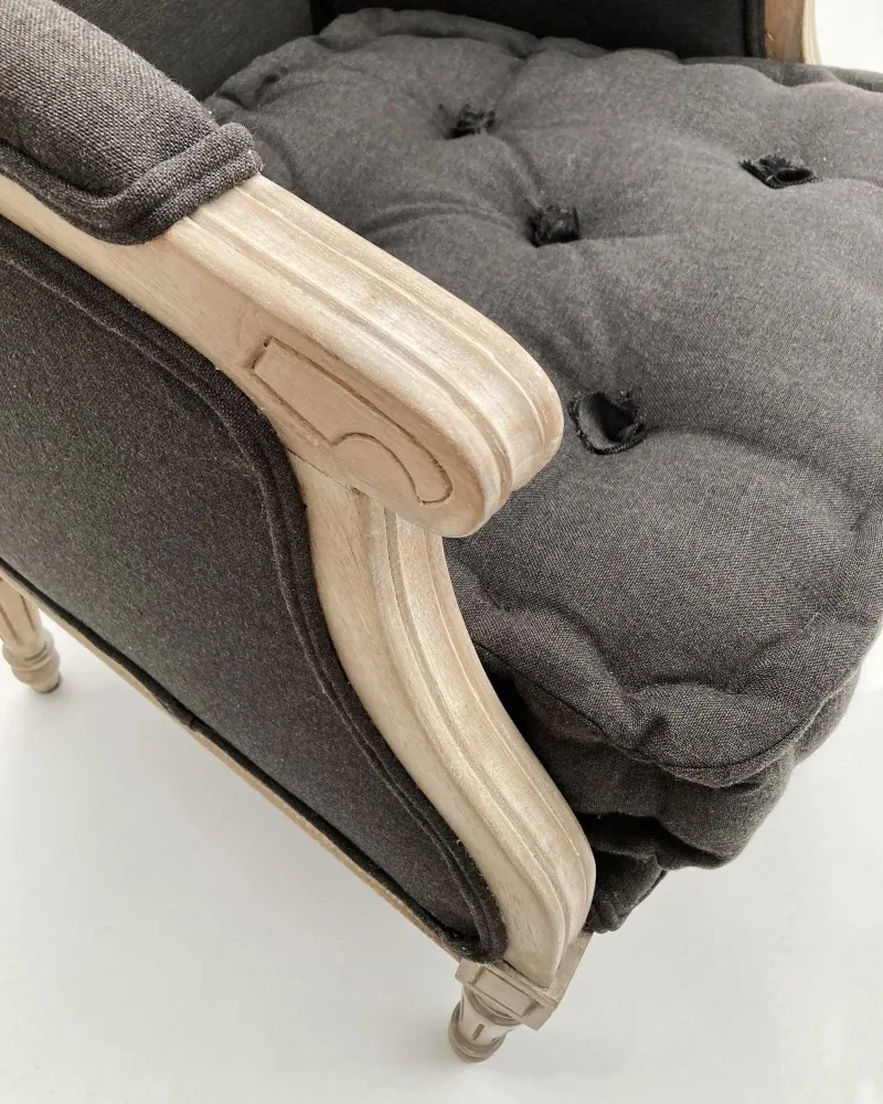 Sessel Dark Side aus Holz und Stoff