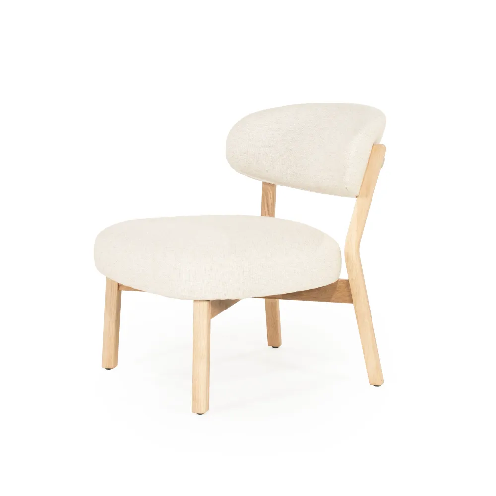 Sessel MIKKY hellbeige mit heller Holzunterlage