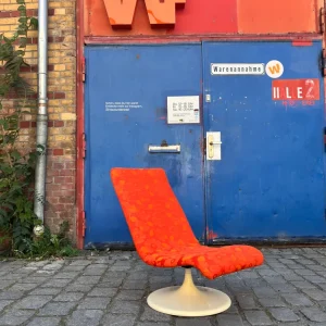 Sessel mit Tulpenfuß orange creme 70er