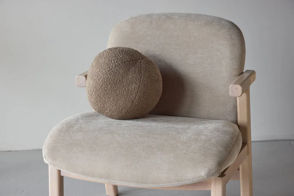 Sessel Rile aus Gummibaumholz - Beige